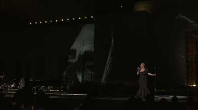♪ Just hold♪ - Adele One Night Only