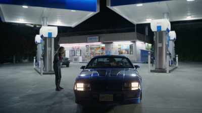 - Just-just get in the car. - The Stranger