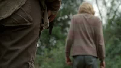 Just-- just look at the flowers. - The Walking Dead