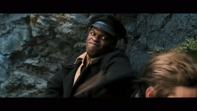 Just keep walking, Mr Hayes. - King Kong