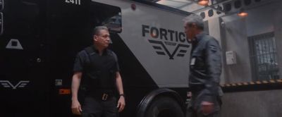 Just let 'em do their jobs,
okay? - Wrath of Man