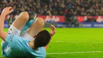Just like, coming together,
and he just cleaned me out. - All or Nothing: Manchester City
