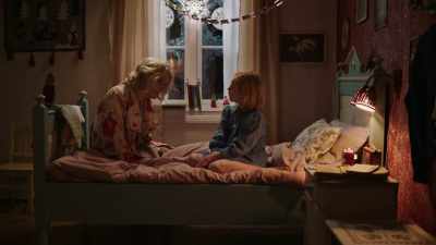 - Just like in that song.
- What song? - Teddy's Christmas