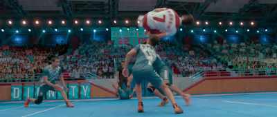 Just like Rohan's jumps.
Pishori is climbing the pool table. - Student of the Year 2