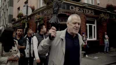 Just outside
the Crown and Anchor Pub, - Snatch