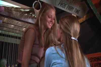 Just pull that real hard. - Carny