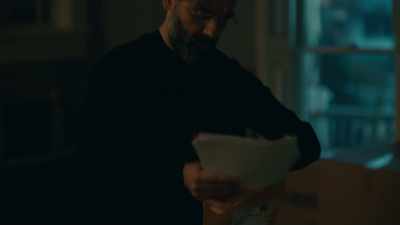 Just take it home. Go over it quietly with Poli. - Scenes from a Marriage