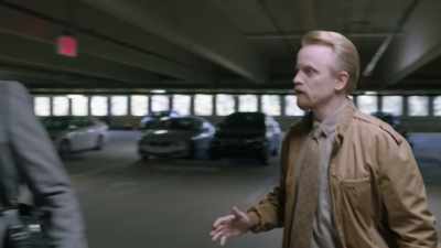 - Just text it, Leslie.
- I could go undercover. - Good Girls
