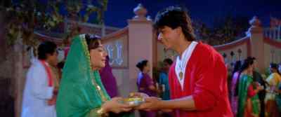 Just try this beverage. l made it
with my own hands! Here you are, Aunt. - Dilwale Dulhania Le Jayenge