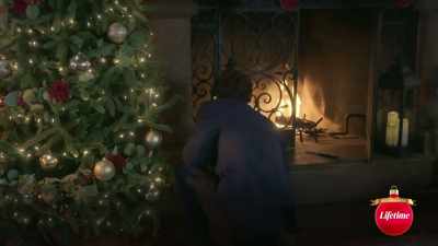 Just... Turning the lights on
and make sure everything looks-- - Blending Christmas