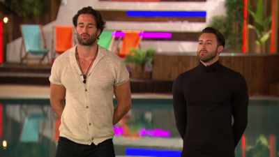 Just two boys
remained, Dan and Javi. - Love Island