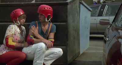 Just wait a minute. - Roller Boogie