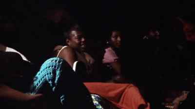 Just wait a minute. - Wattstax