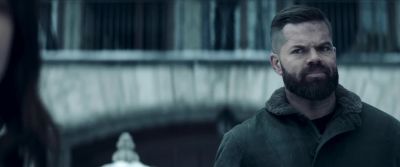 Just walk away. - The Expanse