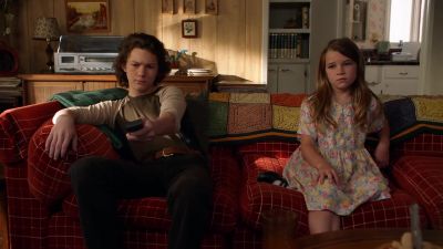 Just watch the TV. - Young Sheldon