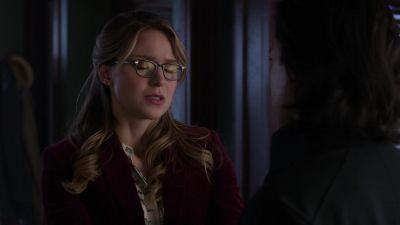 Just because we're superheroes, - Supergirl