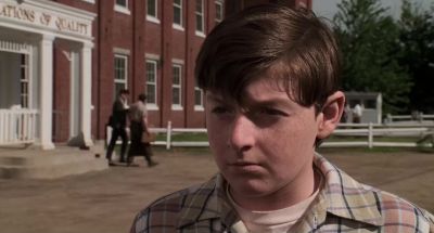 Just because you're a Parrish doesn't mean you can hang around with my girlfriend - Jumanji