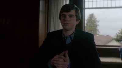 Justin, could I possibly see my mother? - Bates Motel