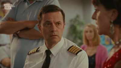 Justin, what, what's he
saying, I don't understand. - Death on the Tyne