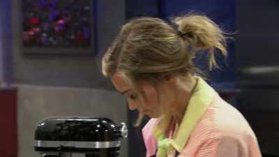 [Justine] I'm making
g a massive cauldron - Halloween Cookie Challenge