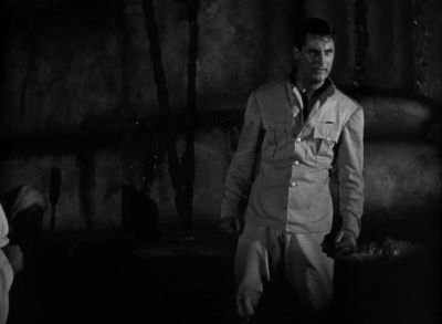 Kabul take him to the tower - Gunga Din