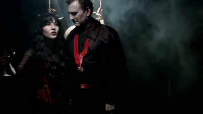 Kada ih nađemo,
želim ih sve mrtve! - Dracula in a Women's Prison