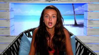 KADY: A girl has come in that
is Scott's "type." - Love Island