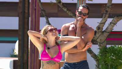 Kady, please,
can you spell "fellatio"? - Love Island