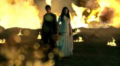 KAHLAN:
What do we do? - Legend of the Seeker