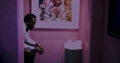 (Kale peeing)
(Kale grunting) - 10 Reasons Why Men Cheat
