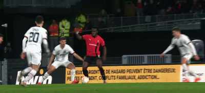 Kalimuendo, out it goes wide
here for Djed Spence - Football Must Go On
