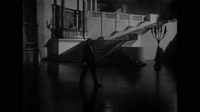 Kane himself is close to farce close to parody close to burlesque - The Eyes of Orson Welles
