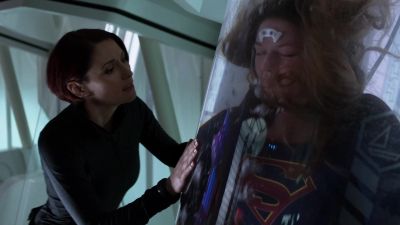 Kara, it's me! - Supergirl