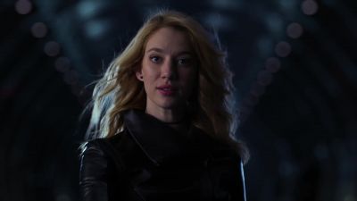 Kara. - Supergirl