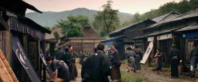 - Karasawa.  - Oh, there you are.
- Sorry. Sorry. - Samurai Marathon