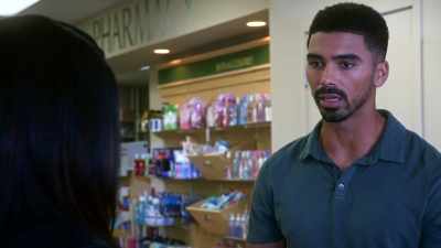 Kareem: No. I'm legit, right?
That-- - Tyler Perry's The Oval