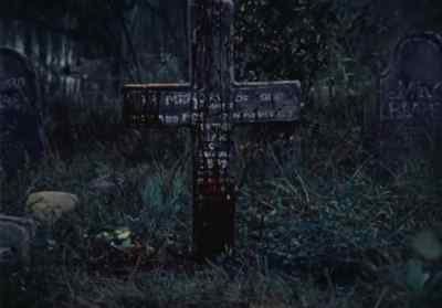 Karen. What are you
doing to me? - Death Bed: The Bed That Eats