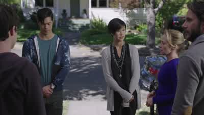 Karen, Zach, why don't you come inside, we'll sort this out. - 13 Reasons Why
