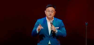 Karena demi hiburan kalian, - Dr Jason Leong: Ride with Caution