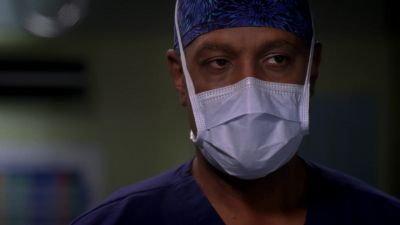 Karev,page dr. Freedman's team. - Grey's Anatomy