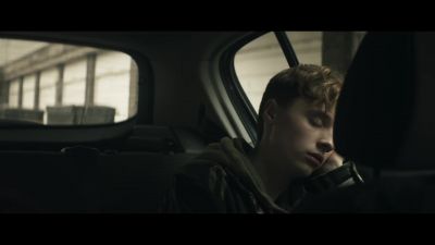 [Kariem] You shouldn't have
let him come with us. - War of the Worlds
