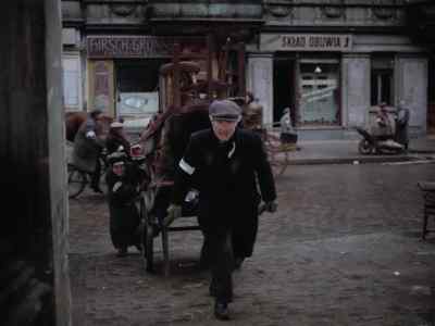 Karl ... Open the door. - Holocaust