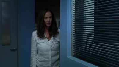 Karl, stay back. - Marvel's Jessica Jones