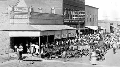[Karlos] In Tulsa in 1910, - The Legacy of Black Wall Street