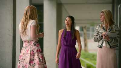 Karolina, hi.
I don'’t mean to interrupt. - Marvel's Runaways