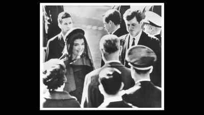 [Kate Andersen Brower]
She is so happy - First Ladies
