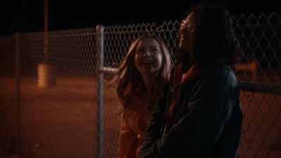 (Kate and Hannah giggle) - Crushed