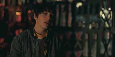 Kate, I lost your
necklace. I'm so sorry. - Spirit Halloween: The Movie