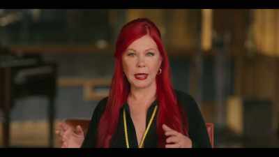 [Kate Pierson]
During that time, you know, - Women Who Rock