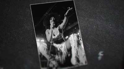 [Kate Pierson]
When punk came along, - Women Who Rock